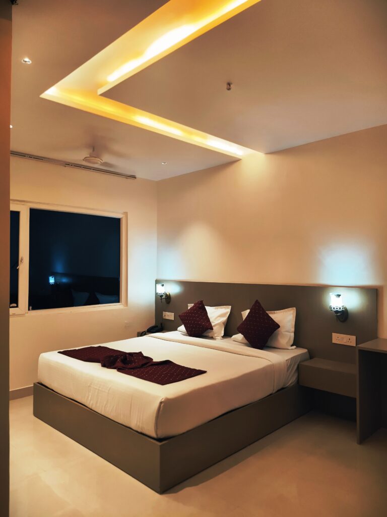 Hotel Vinayakam Varanasi